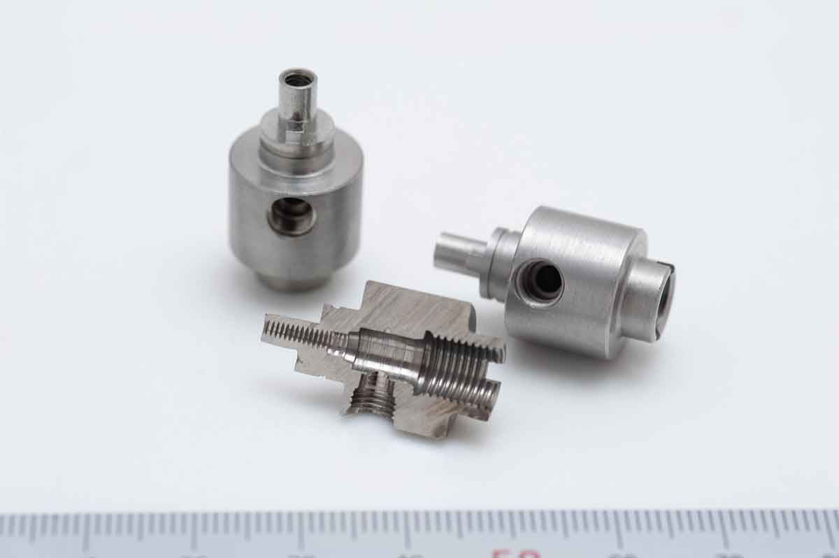 Complex/high-precision sample 1